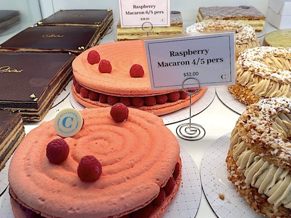 Barachou French Pastry & Cream Puffs shop in New York