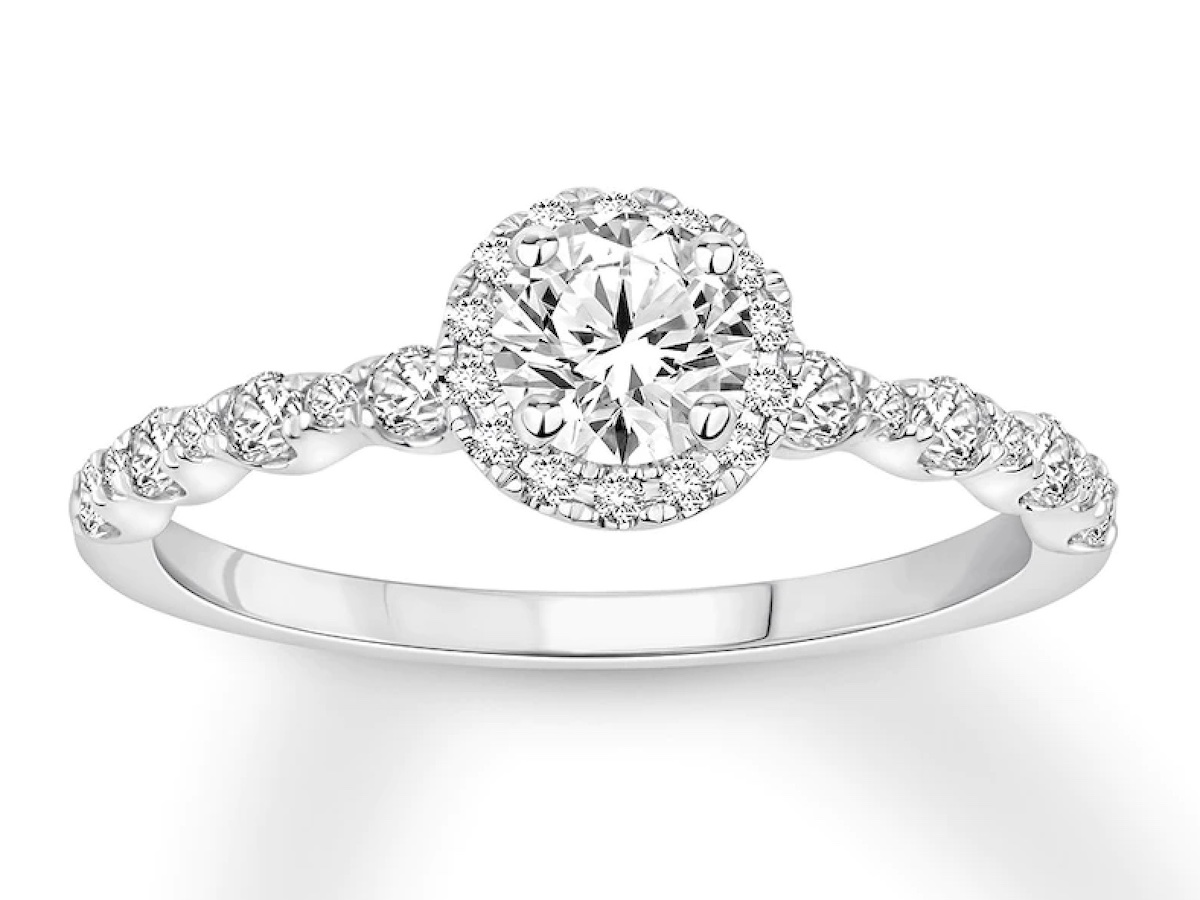 Wide Band Engagement Rings: The Complete Guide